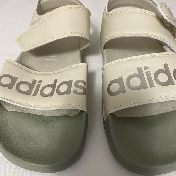 Adidas velcro sandals - women’s size 8 - Picture 2 of 3